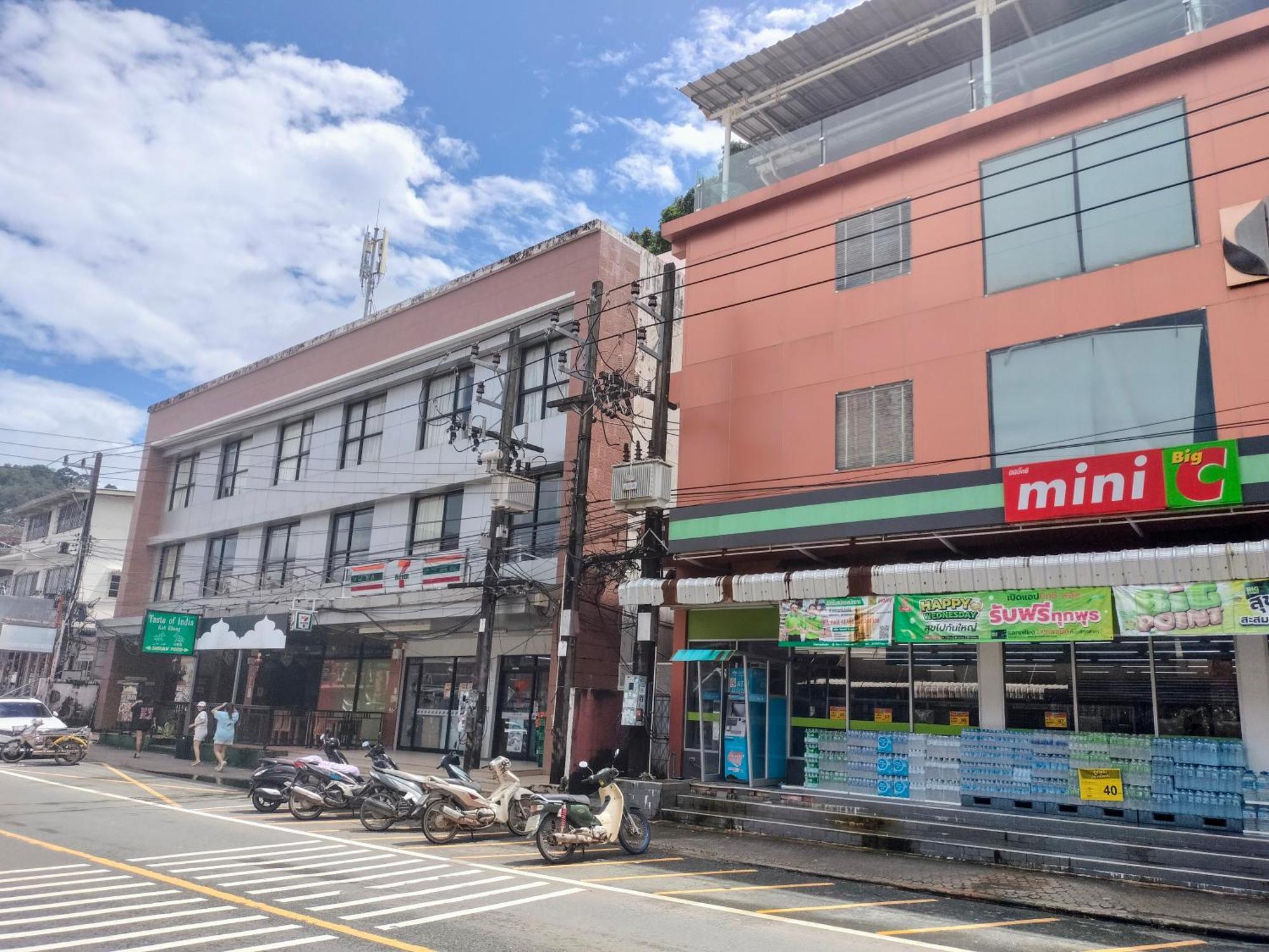 บ้านทรายขาวพลาซ่า โฮเทล แอนด์ เซอร์วิสอพาร์ทเม้นท์ เกาะช้าง ภายนอก รูปภาพ